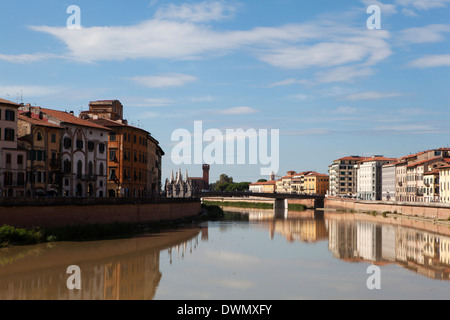 Blick auf den Fluss Arno, Pisa, Toskana, Italien, Europa Stockfoto