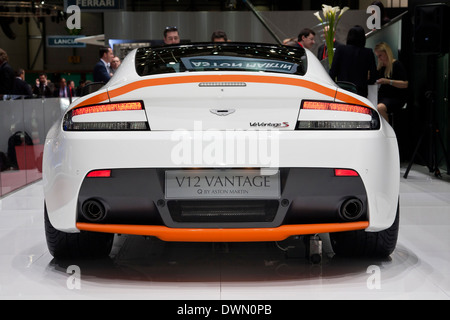 Aston Martin V12 Vantage auf dem 84. Genfer Internationalen Automobilausstellung 2014. Stockfoto