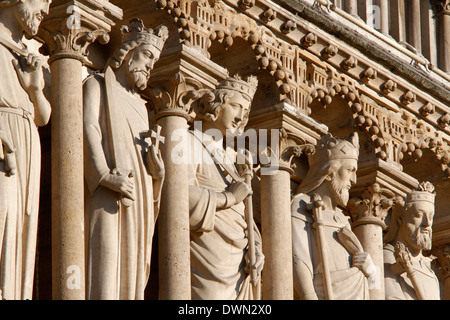 Galerie der biblischen Könige von Juda, westliche Fassade, Notre Dame de Paris Kathedrale, Paris, Frankreich, Europa Stockfoto