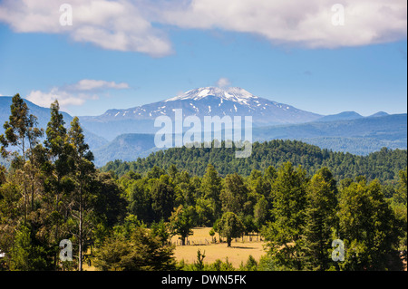 Vulkan Villarrica und der schönen Landschaft, Süd-Chile, Südamerika Stockfoto