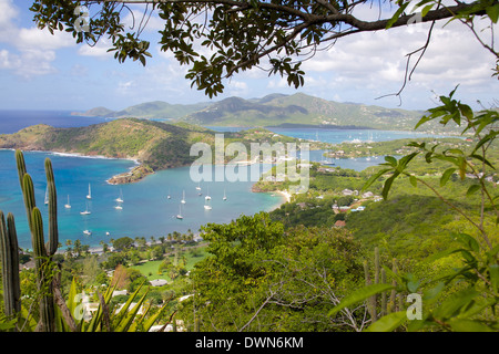 Blick auf English Harbour von Shirley Heights, Antigua, Leeward-Inseln, West Indies, Karibik, Mittelamerika Stockfoto