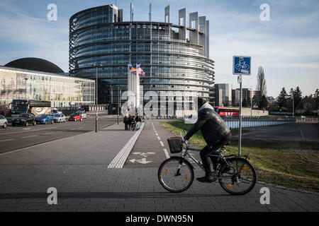 Straßburg, Bxl, Frankreich. 11. März 2014. Europäischen Parlaments Hauptquartier in Strasbourg, Frankreich am 11.03.2014 © Wiktor Dabkowski/ZUMAPRESS.com/Alamy Live News Stockfoto