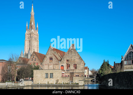 Kirche Notre-Dame und alten Saint John Hospital, historische Zentrum von Brügge, Belgien, UNESCO-Weltkulturerbe Stockfoto