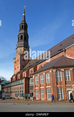 Historische Kirche der Hl. Katharina, die Hauptkirche in Hamburg, Deutschland Stockfoto