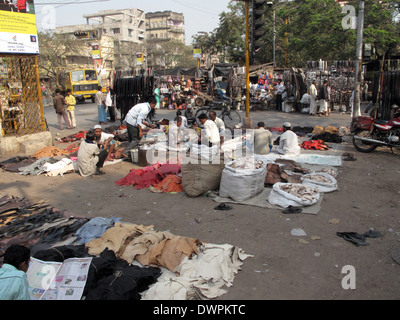 Straßen von Kalkutta. Leder-Markt in Kolkata, 1. Februar 2009. Stockfoto