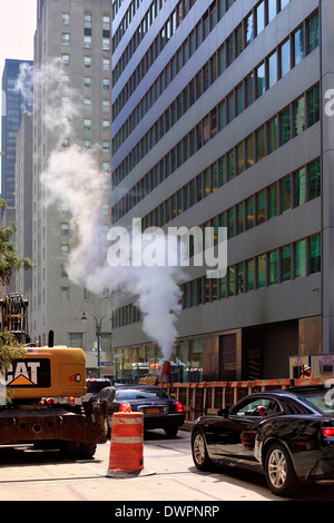 NEW YORK CITY, USA - 16.Mai: Staus wegen Reparaturen auf der Park Avenue in Manhattan 16. Mai 2013 in New York City, New York Stockfoto