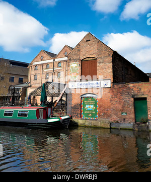 Nottingham Narrowboat an der Seite des Canal Museum England uk Stockfoto