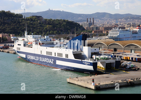 Grimaldi lief Linie RoRo-Fähre Mv Florencia in Barcelona Spanien 15. Mai 2011 Stockfoto