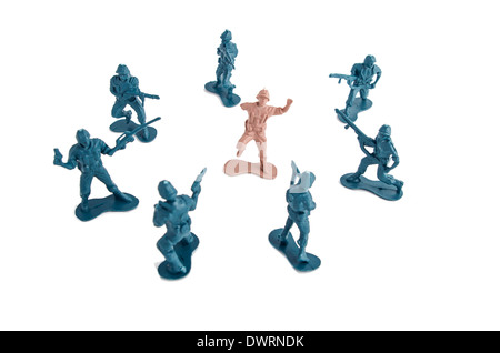 Kunststoff Toy Soldiers umliegende Feind Stockfoto