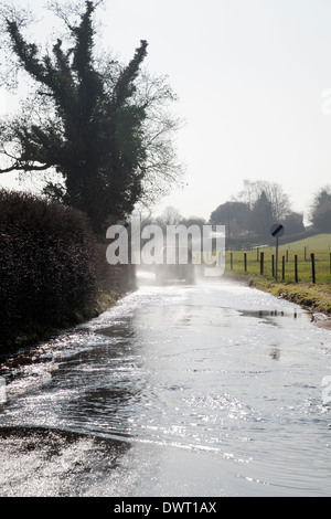 Überflutete Straßen in Skirmett in Buckinghamshire 0 UK Stockfoto