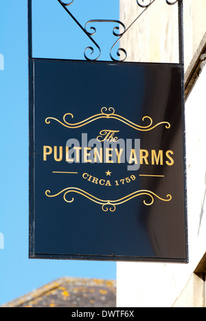 Pulteney Arms Pub Zeichen, Bath, Somerset, England, UK Stockfoto