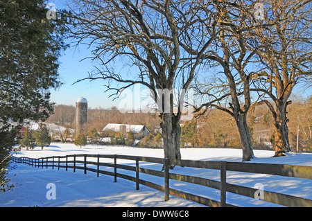 Virginia Scottsville Bauernhof Winterschnee Stockfoto