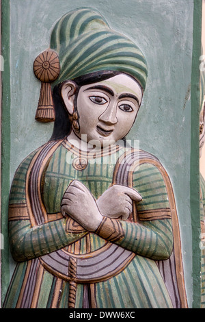 Jaipur, Rajasthan, Indien. Abbildung auf dem richtigen Portal des Tores Pfau, Stadtschloss. Stockfoto