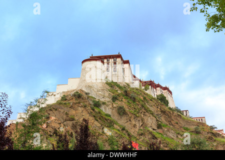 Ostseite des Potala Palast und ehemalige Residenz des Dalai Lama in Lhasa, Tibet Stockfoto