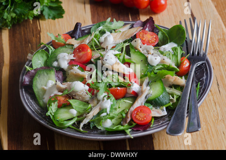 Geräucherte Makrele Salat Stockfoto