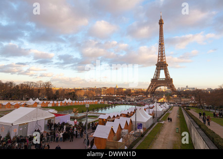 Weihnachtsmarkt am Trocadero, Paris, Frankreich Stockfoto