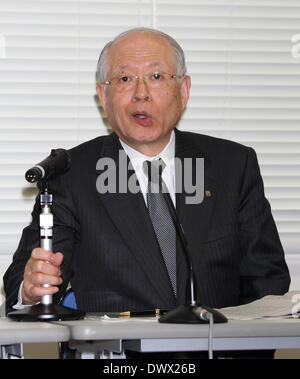 Tokio, Japan. 14. März 2014. RIKEN Pressekonferenz in Tokio, Japan. Die regierungsnahe Riken Instituts räumte ein, dass die Publikationen auf die potenziell bahnbrechenden Stammzelle-Forschung, genannt STAP, die von einem Forscher am Institut gerichtet waren, Aspekte der schwerwiegenden Fehlverhalten zeigen. Bildnachweis: Motoo Naka/AFLO/Alamy Live-Nachrichten Stockfoto