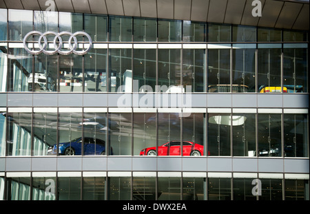 Westlondon Audi Autohaus - London-UK Stockfoto