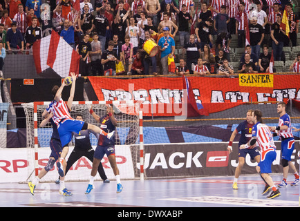 1/4 final EHF cup Atletico Madrid Handball - FC Barcelona, Palacio Vista Alegre, Madrid Stockfoto