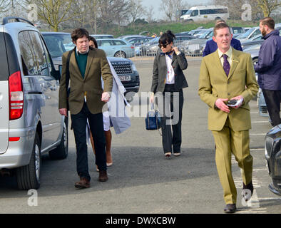 Cheltenham, Vereinigtes Königreich. 14. März 2014. Lily Allen und Ehemann Sam Cooper kommen am Cheltenham Gold Cup Festival 2014, Tag 4, The Cheltenham Gold Cup Freitag. Bildnachweis: Jules Annan/Alamy Live News Stockfoto