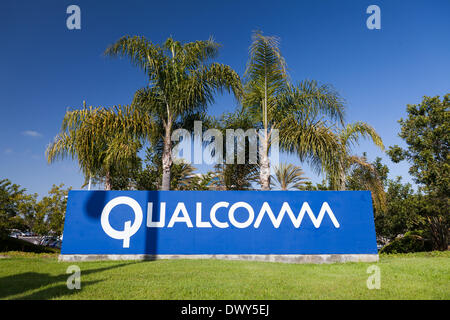 Hauptsitz von Qualcomm, einer globalen Halbleiterunternehmen, das drahtlose Telekommunikationsprodukte rund um 3 G und 4 G LTE produziert. Qualcomms Snapdragon-Prozessor wird in Android und Windows Smartphones wie Samsung GALAXY S5, Nokia Lumia-Symbol verwendet. Stockfoto