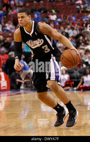 12. März 2014: Sacramento Kings guard Ray McCallum (3) in Aktion während der NBA-Spiel zwischen den Sacramento Kings und die Philadelphia 76ers im Wells Fargo Center in Philadelphia, Pennsylvania. Die Könige gewann 115-98. Christopher Szagola/Cal-Sport-Medien Stockfoto