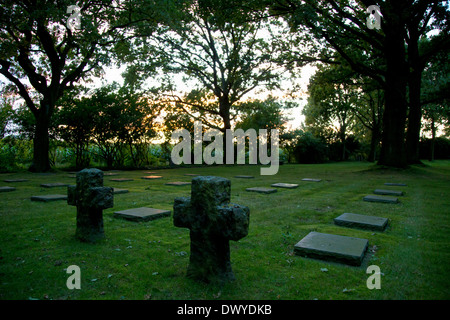 Menen, Belgien, Blick über einen deutschen Soldatenfriedhof Menen Stockfoto