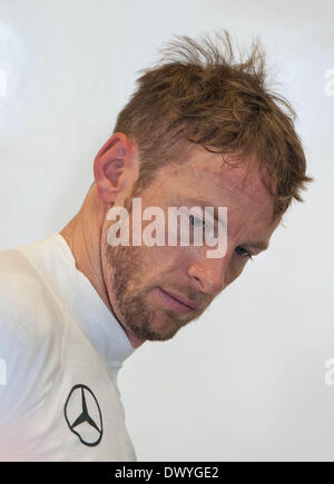 Melbourne, Australien. 15. März 2014. McLaren Formel-1-Fahrer Jenson Button von Großbritannien ist der dritten Training von der Australian Formula One Grand Prix im Albert Park in Melbourne, Australien, 15. März 2014 abgeschlossen. Bildnachweis: Bai Xue/Xinhua/Alamy Live-Nachrichten Stockfoto