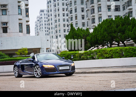 Audi R8 Spyder 2013 Modell mit blauer Farbe. Stockfoto