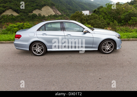 Mercedes-Benz E-Klasse 250 Limousine Lite Unschärfe Farbe Körper Stockfoto