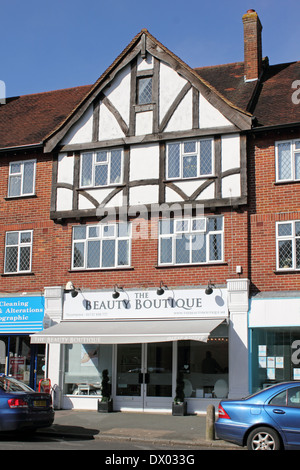 Beauty Boutique-Shop in der High Street Banstead, Surrey, England. Stockfoto