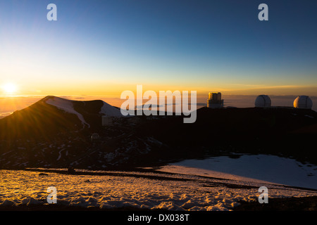 Mauna Kea Gipfelregion bei Sonnenuntergang. Big Island von Hawaii. Stockfoto