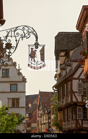 Klassische Beschilderung in Colmar, Frankreich Stockfoto