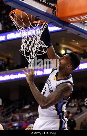 15. März 2014: Memphis Grizzlies vorwärts James Johnson (3) tunkt dann alle während der NBA-Spiel zwischen den Memphis Grizzlies und die Philadelphia 76ers im Wells Fargo Center in Philadelphia, Pennsylvania. Die Memphis Grizzlies gewann 103-77. Christopher Szagola/Cal-Sport-Medien Stockfoto