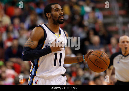 15. März 2014: Memphis Grizzlies guard Mike Conley (11) in Aktion während der NBA-Spiel zwischen den Memphis Grizzlies und die Philadelphia 76ers im Wells Fargo Center in Philadelphia, Pennsylvania. Die Memphis Grizzlies gewann 103-77. Christopher Szagola/Cal-Sport-Medien Stockfoto