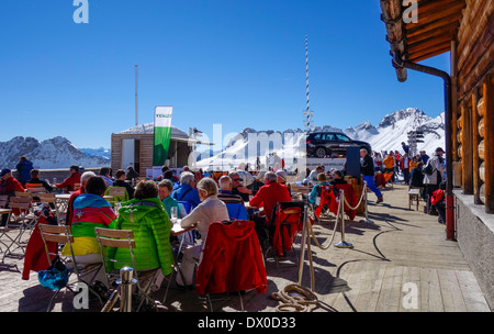 Sonn Alpin Bergrestaurant auf der Zugspitze Zugspitze, Wettersteingebirge, Werdenfelser, Upper Bavaria, Bavaria, Germany, Euro Stockfoto
