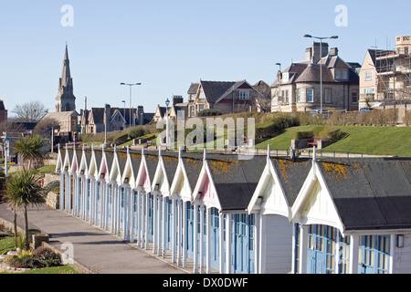 Strand-Chalets in Greenhill Gardens, Weymouth, Dorset. Stockfoto