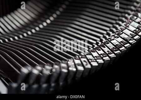 alte Schreibmaschine Typ Balken, Mechnical Hintergrund Stockfoto
