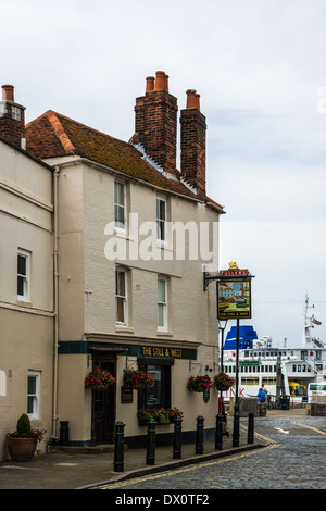 Die noch & West Gastwirtschaft im alten Portsmouth. Stockfoto