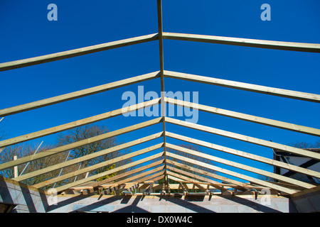 Die Bauarbeiten im Gange auf ein Haus. Stockfoto