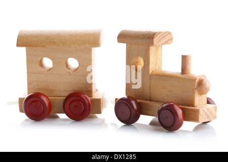 Holzspielzeug Zug auf weißem Hintergrund. Studio Foto. Stockfoto