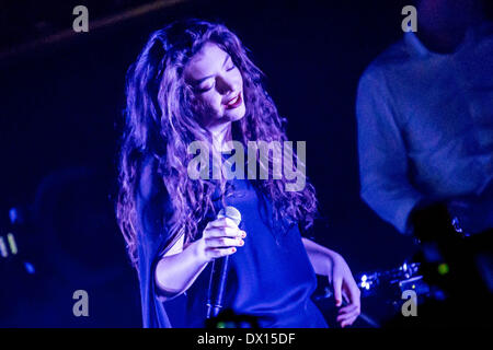 Detroit, Michigan, USA. 16. März 2014. Neuseeland-Sängerin Teenie-Sensation LORDE durchführen auf ihrem 2014 Amerikatour im Fillmore Theatre in Detroit, MI am 16. März 2014 Credit: Marc Nader/ZUMA Wire/ZUMAPRESS.com/Alamy Live-Nachrichten Stockfoto