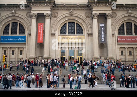 Das Metropolitan Museum gilt als das große Museum der Stadt New York. Befindet sich in der Zahl 1000 Fifth Avenue Stockfoto