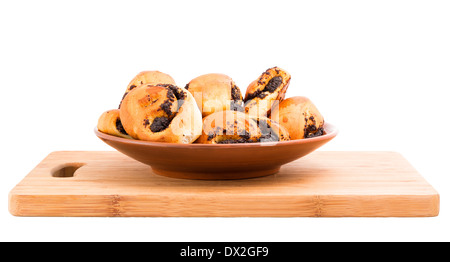 Brötchen mit Mohn isoliert auf weißem Hintergrund mit Beschneidungspfade, Erhöhung der Befallszone Faltung mehrerer Fotos Stockfoto
