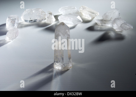 Verschiedene Größen von transparenten Bergkristall zusammen Stockfoto