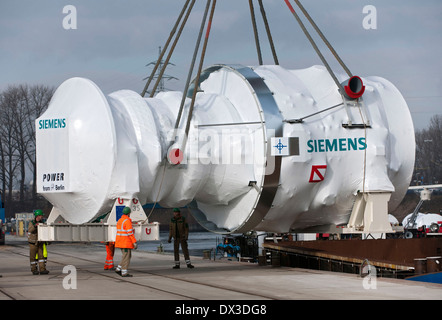 Siemens-Gasturbine wird geladen Stockfoto