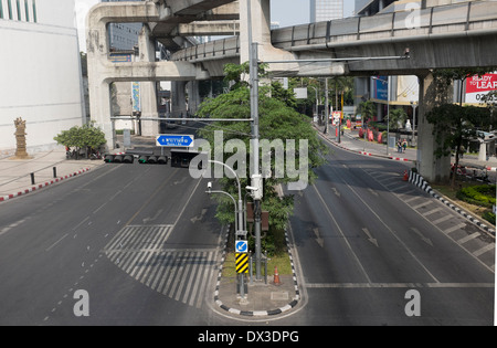 Leeren Straßen von Bangkok am Siam Square (Rama ich Straße) Stockfoto