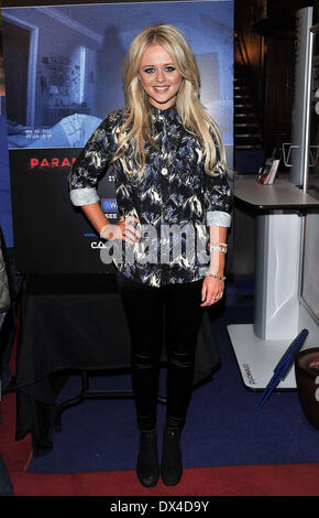 Emily Atack "Paranormal Activity 4 Gala Screening" statt, bei der Cineworld Haymarket - Ankünfte. London, England - 16.10.12 Featu Stockfoto