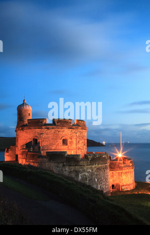 St. Mawes Castle in Cornwall erfasst während der Dämmerung Stockfoto