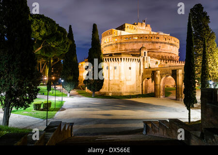 Castel Sant'Angelo, Mausoleum des Hadrian, in der Nacht, Rom, Latium, Italien Stockfoto